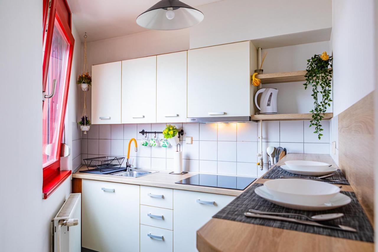 Flexible Selfcheckins 15 & 19 - Zagreb - Garage - Loggia - New - Apartments Repinc Exterior foto