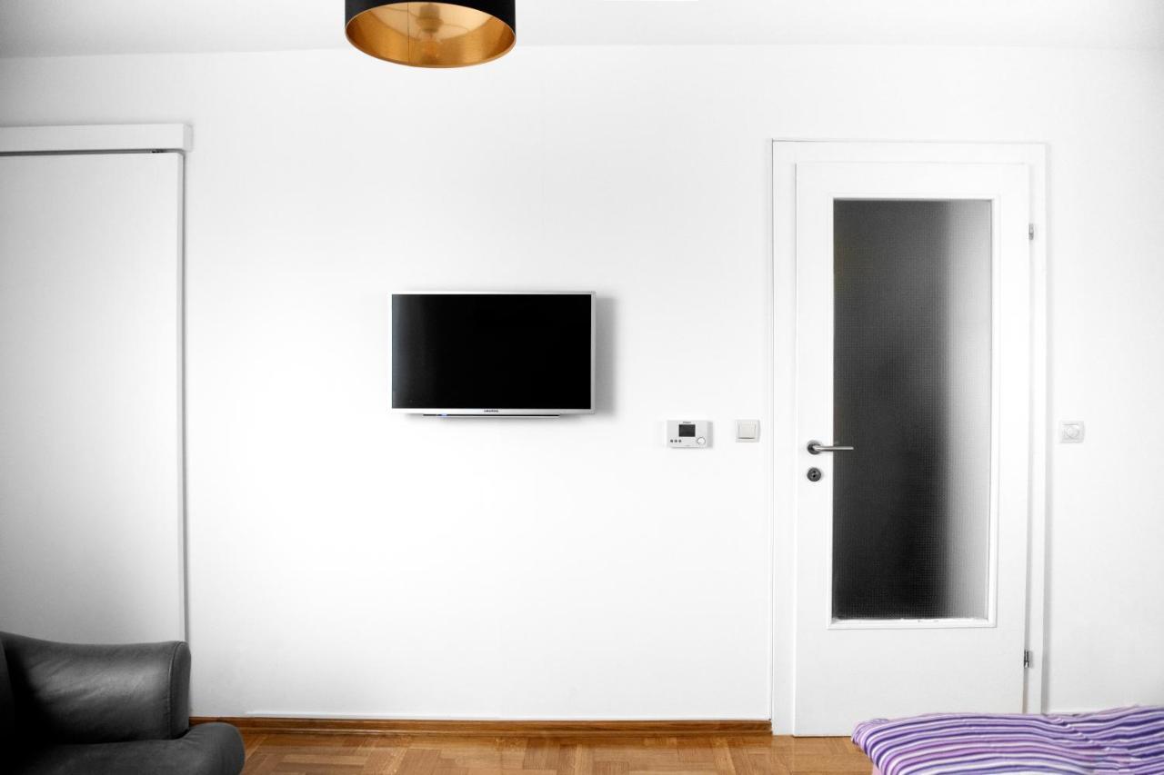 Flexible Selfcheckins 15 & 19 - Zagreb - Garage - Loggia - New - Apartments Repinc Exterior foto