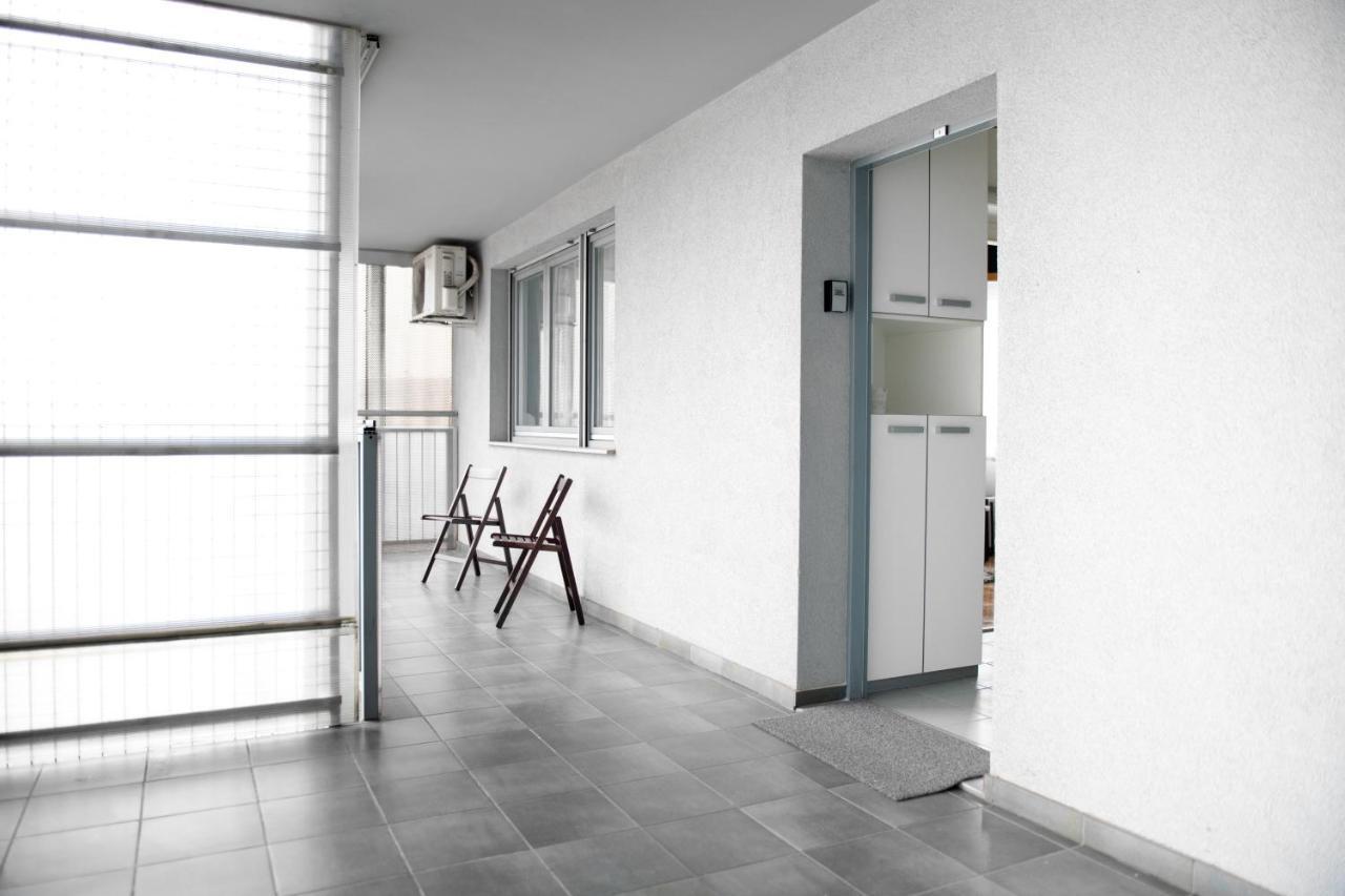 Flexible Selfcheckins 15 & 19 - Zagreb - Garage - Loggia - New - Apartments Repinc Exterior foto
